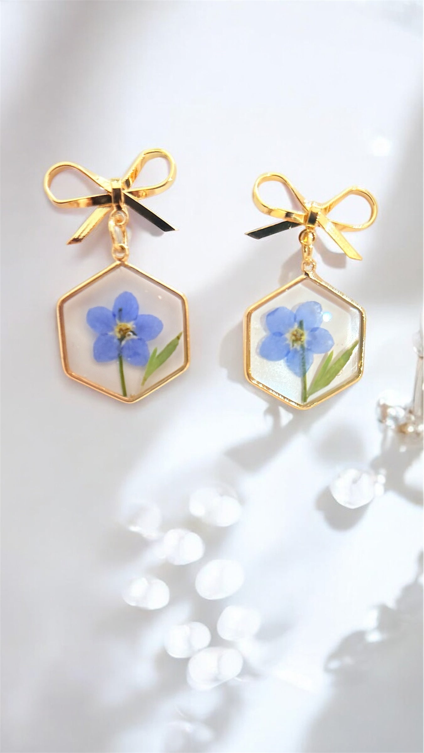 Forget-me-nots hexagon earrings