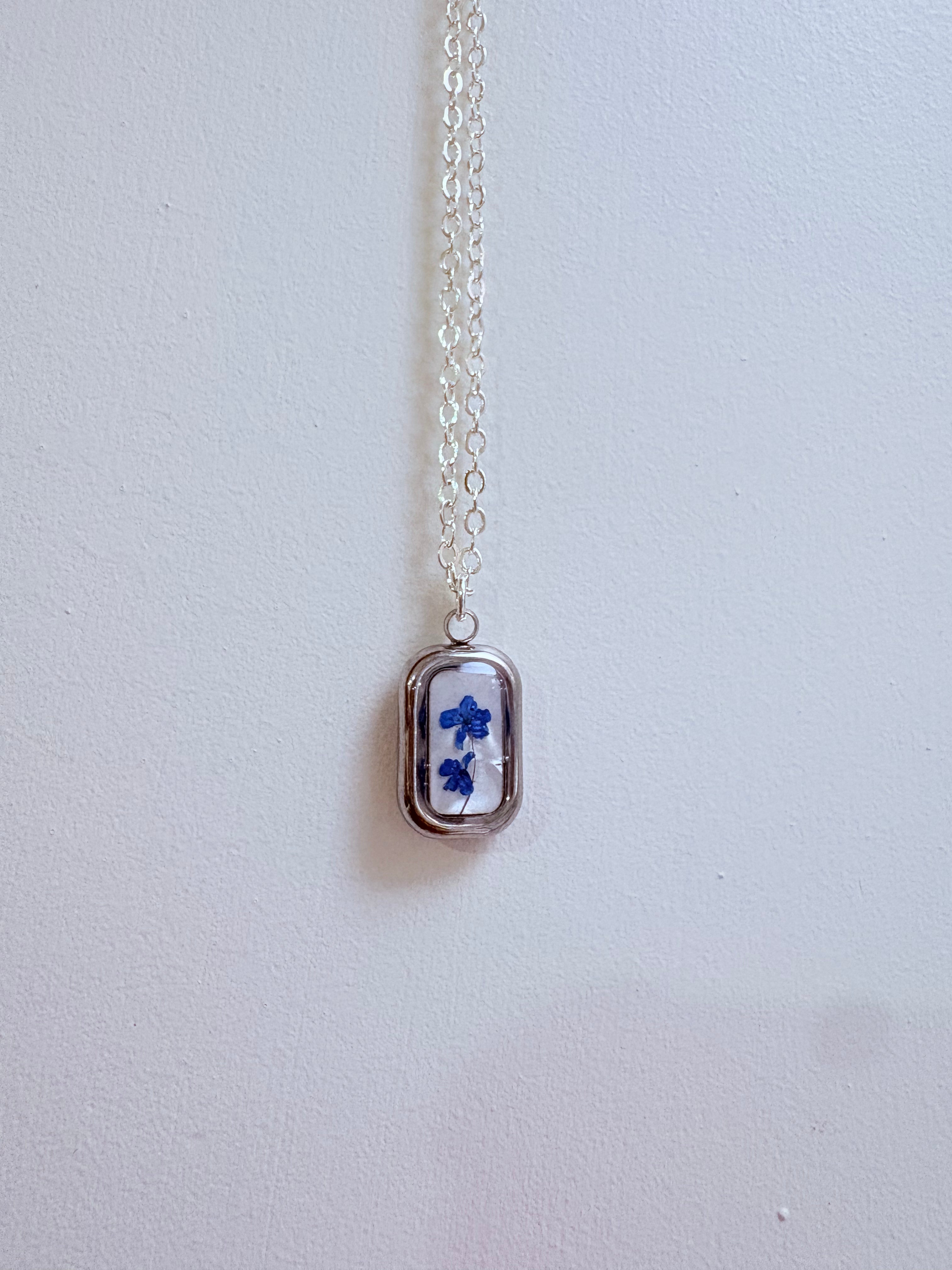 Blue queen anne's lace Necklaces